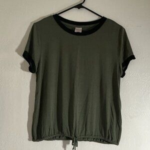 No Boundaries Juniors Casual Tee Sz L (11-13)